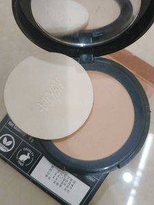 NYKAA All Day Matte Compact Powder