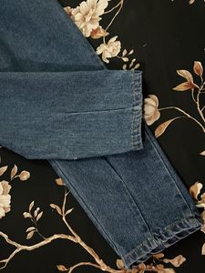 Dark Blue Mom Fit Jeans!!