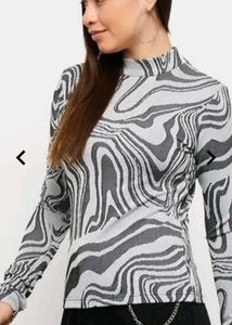 Trendy Zebra Print Top(unused)