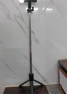 Mini Tripod with LED Light