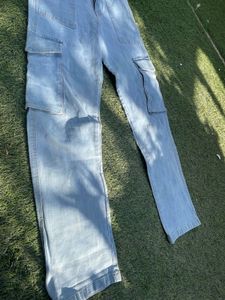 Trendy Cargo jeans for women! Size-Small