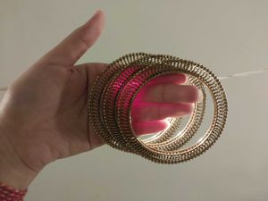 Elegant Bangle Set