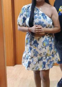 Cotton Off Shoulder Top Nd Skirt