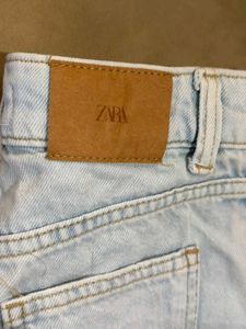 Zara Light Wash Jeans