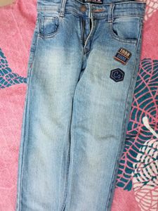 7-8 yrs Boy Jeans in extreme good condition. No flaws at all.