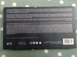 Huda Beauty Eyeshadow Palette
