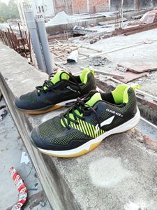 Badminton Shoes