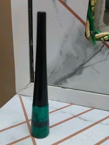 Iba Metallic Green Eyeliner