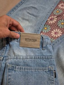 Light Wash Straight Leg Jeans