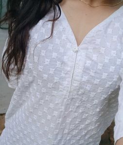 White Embroidered Kurta