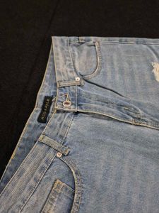 Adorable 30/32 Waist Girl&#39;s Jeans