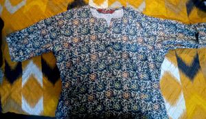 Beautiful Linen Kurti