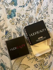 HUDA EASY BAKE POWDER cherry blossom