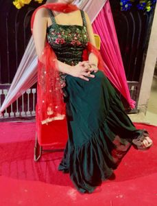 Elegant Green Embroidered Kurta Set