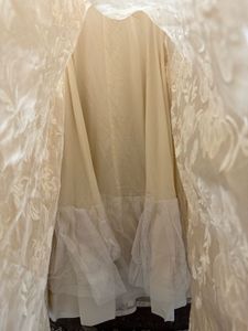 Cream Skirt with frills inside