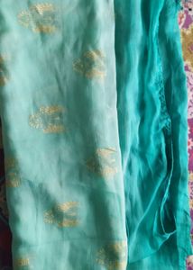 Beautiful Saree With Golden Flowers Design