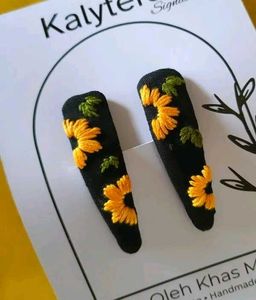 Sunflower Embroidered Hair Clips