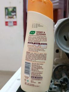 💖 JOY HONEY AND ALMONDS Body lotion