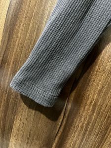 Gray Long Sleeve Crop Top