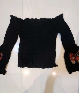 Forever 21 Chic Off Shoulders Top