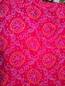 Bandhani Print Saree With Stitched Blouse
