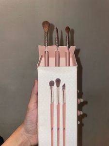 Kay Beauty Brush