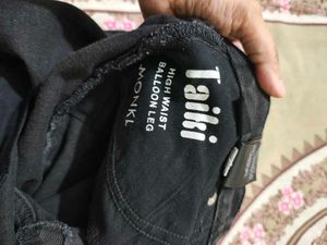 Black Balloon  Leg Denim Jeans