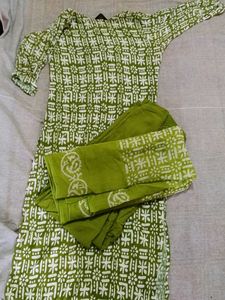 Green Printed Kurta Set