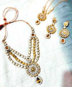 New Indian Jewellery Set