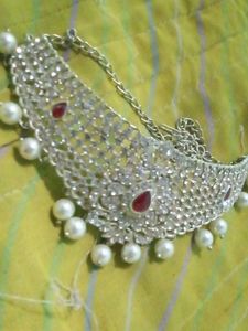 Elegant Silver &amp; Pearl Necklace
