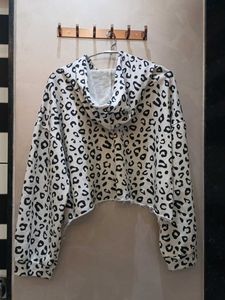 loose Crop top hoodie / sweatshirt