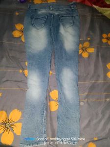 1 Jeans ,Pajama, Ek Warm Trouser