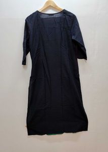 Aurelia Women Black Thread Embroidery Cotton Kurta