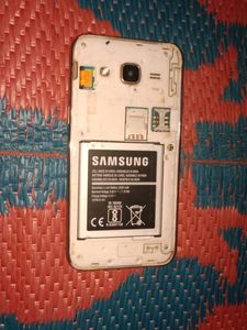 Samgung J2