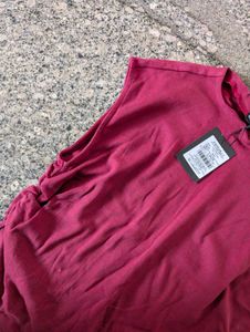 New With Tags Women Round Neck Cotton Crop Top