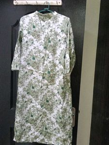 Floral Print Kurta ( brand new)