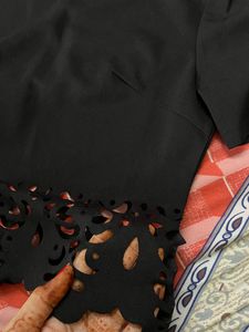 Price Drop❌SHEIN🏷️ Black Cut Scallop Edge Te