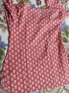 Women Coral Printed Cotton Night Suit