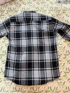 Zara Buttom Up Shirt