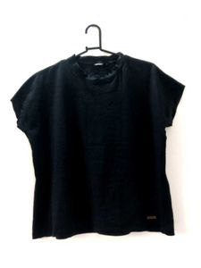 Black Relaxed Fit T-Shirt, Size,- M