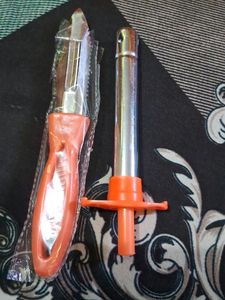 Combo Of Peeler,knife And Hanky Set