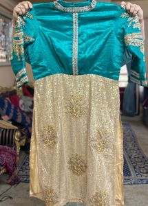 Teal Embroidered Kurta Set With Sequin And Beads