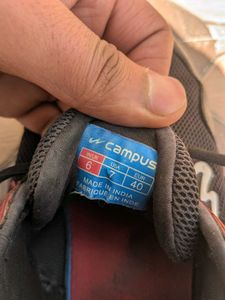 Campus Black Shoes – Size 6 (Used)