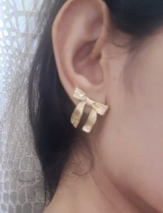 Bow Studs