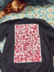 Kiss Print Sweatshirt