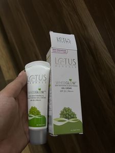 Lotus Herbal Whiteglow