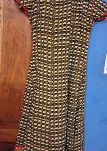 Gujrati Patterned Kurti