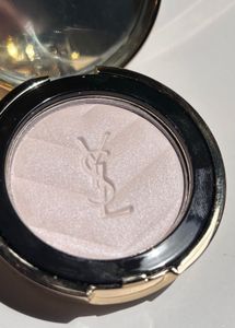 YSL YVES SAINT  Highlighter :-69 Lavenderlust