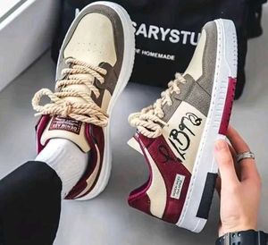 Stylish Black &amp; White Sneakers