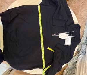 H&amp;m Black Sweatshirt